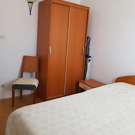 Apartment Apartman *